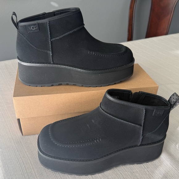 UGG CITYFUNC ULTRA MINI BOOT